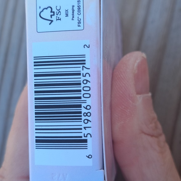 Too Faced Cloud Crush Blurring Blush - Picture 6 of 6